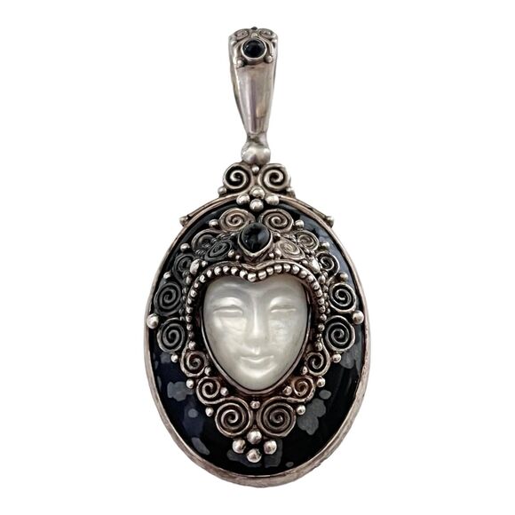 925 Silver Sajen Goddess Face Mother of Pearl PENDANT Black Obsidian Onyx Gems - Picture 3 of 8